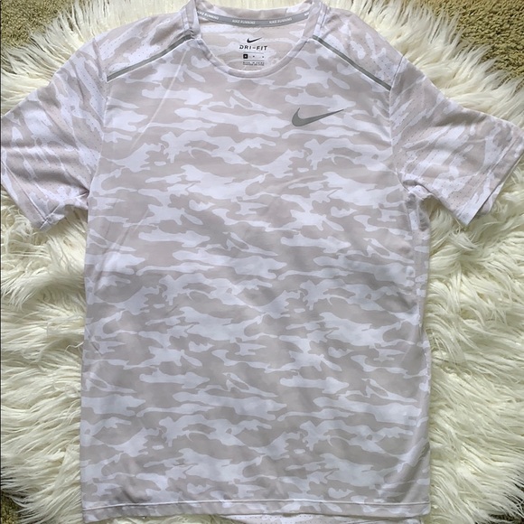 Nike Other - Nike Running MENS Light Camo T-Shirt (NEVER WORN!)